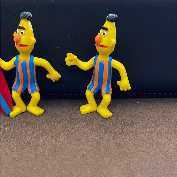 Applause Surfin' Bert Sesame Street Figure 2pcs Muppets - Picture 3 of 6